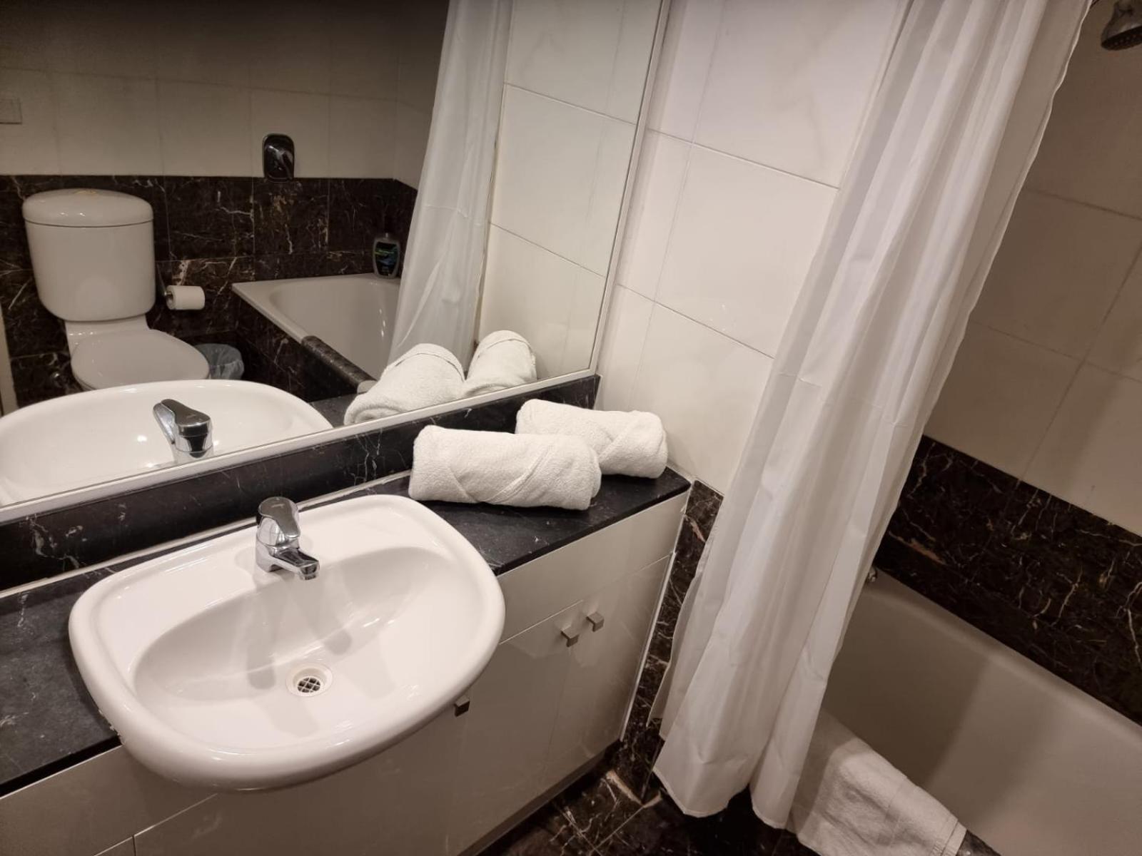 Apartment City Centre 38 Harbour Street 1 Bedroom With Balcony Sydney